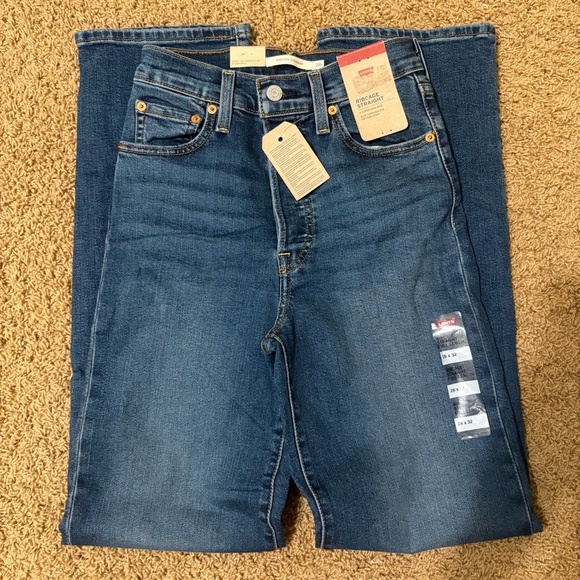NWT Levi’s rib cage straight jeans 26x32 - Picture 2 of 4